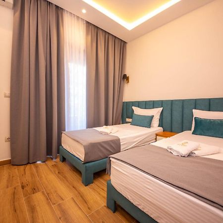 Hotel Vila Misiri Durrës Kültér fotó
