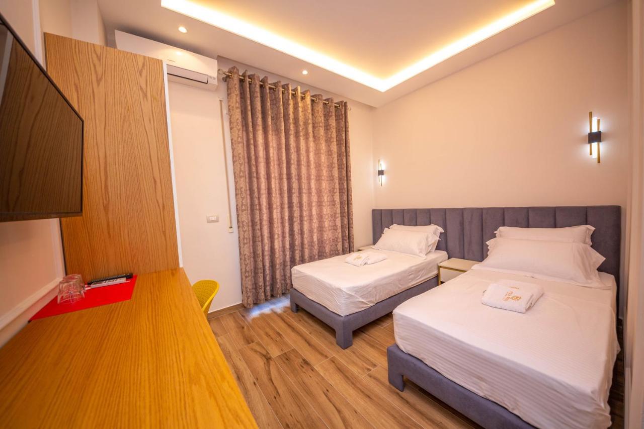 Hotel Vila Misiri Durrës Kültér fotó