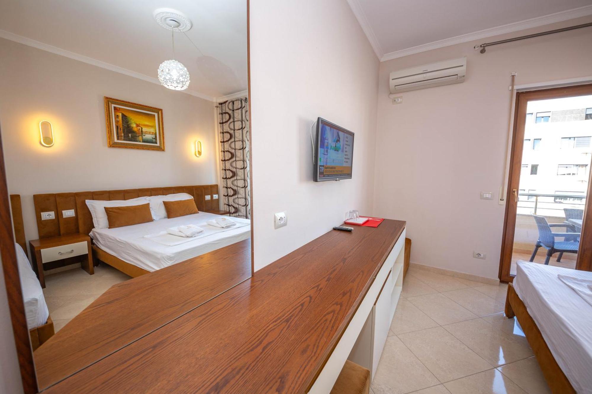 Hotel Vila Misiri Durrës Kültér fotó