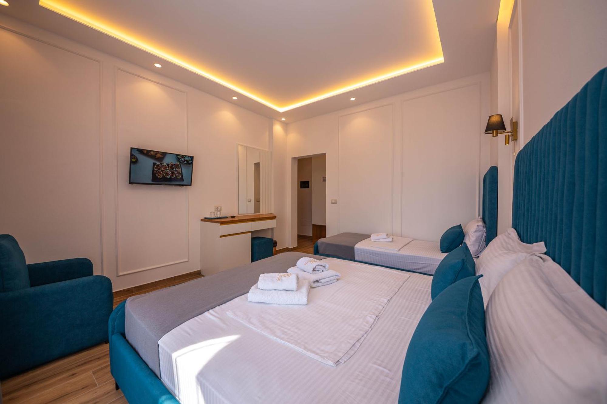 Hotel Vila Misiri Durrës Kültér fotó