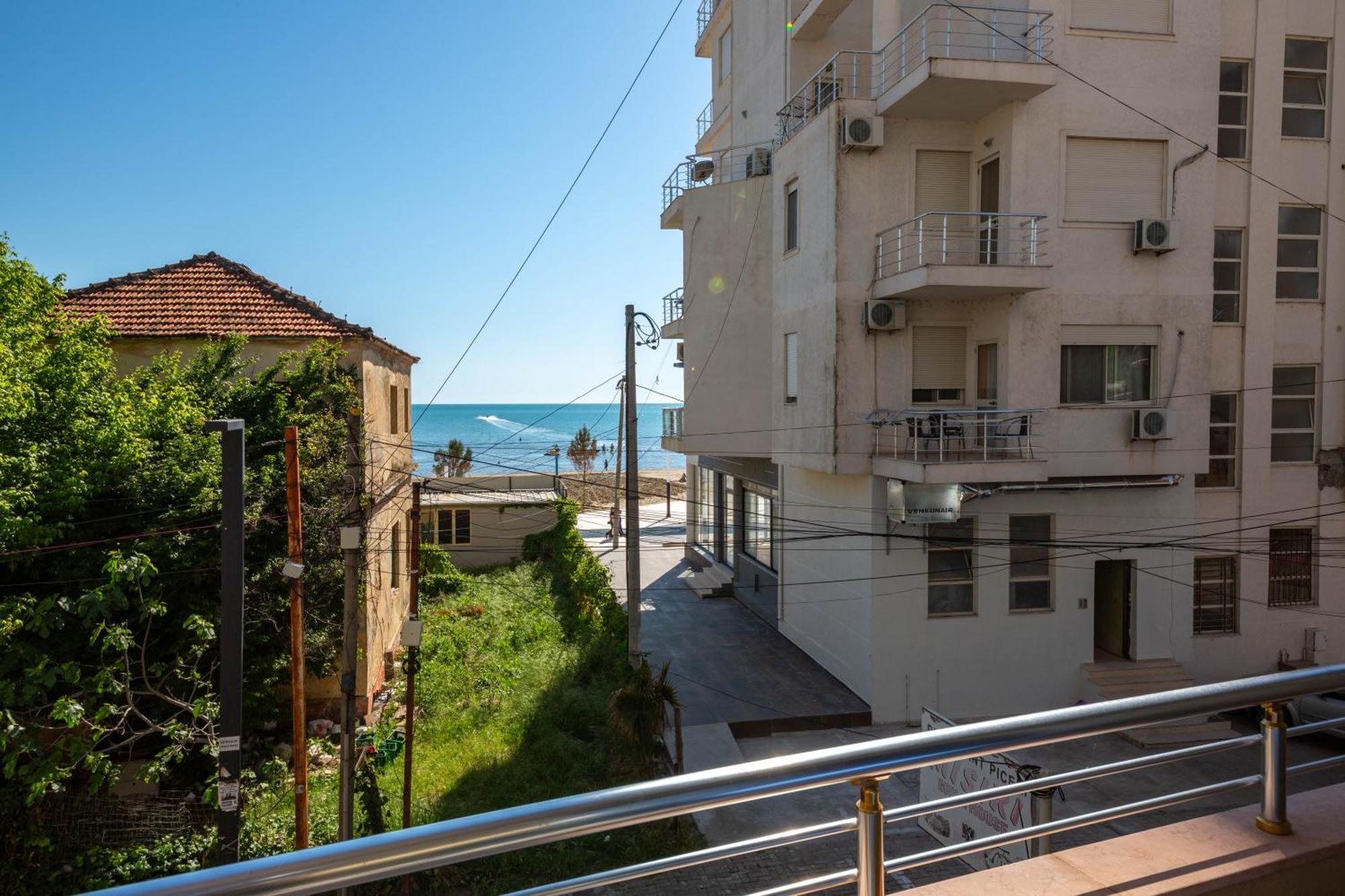 Hotel Vila Misiri Durrës Kültér fotó