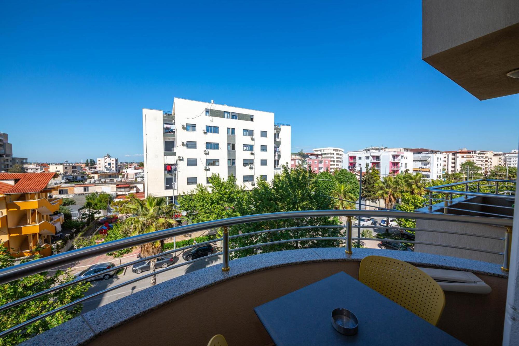 Hotel Vila Misiri Durrës Kültér fotó