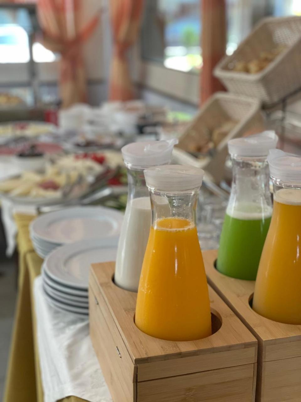 Hotel Vila Misiri Durrës Kültér fotó